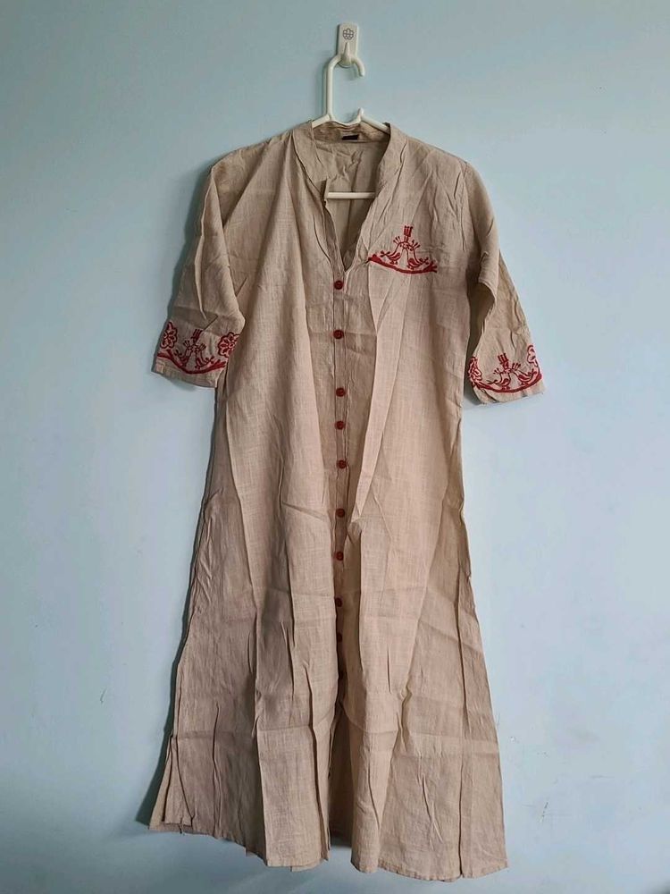 Elegant Embroidered Kurta