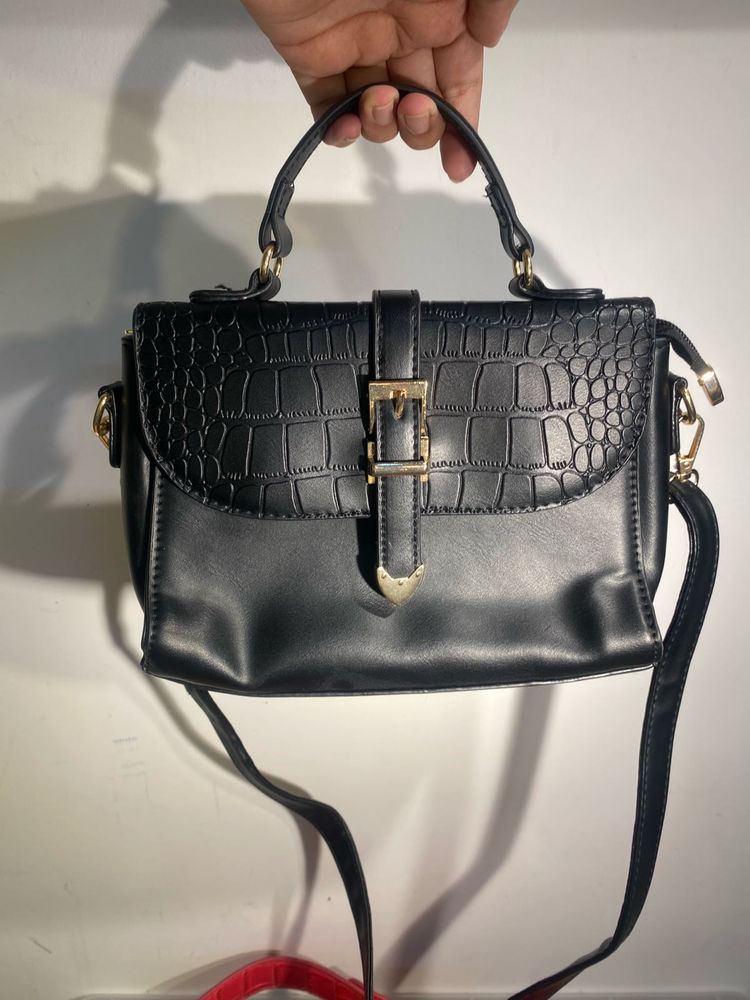 [FAUX LEATHER] Black Sling bag and Handbag