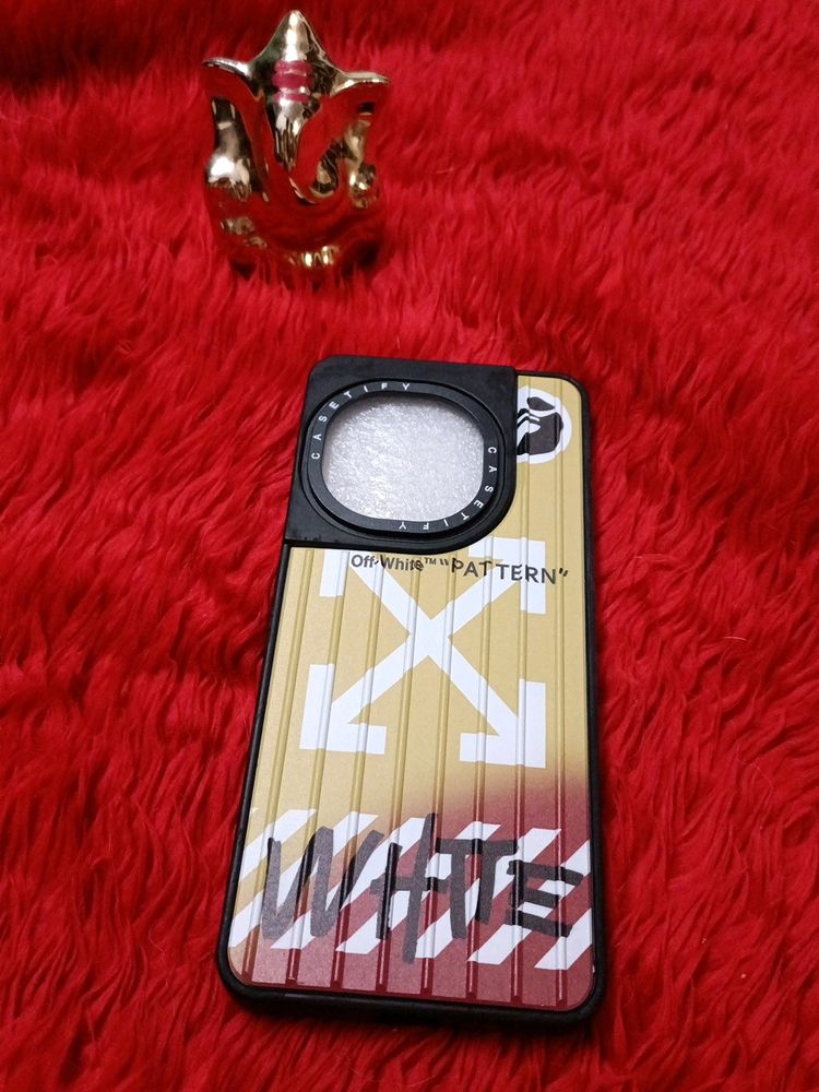 One Plus 11 Back Cover