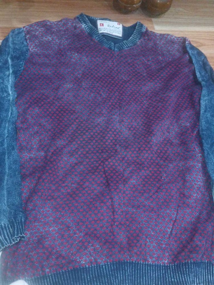 Stylish Patterned Sweater