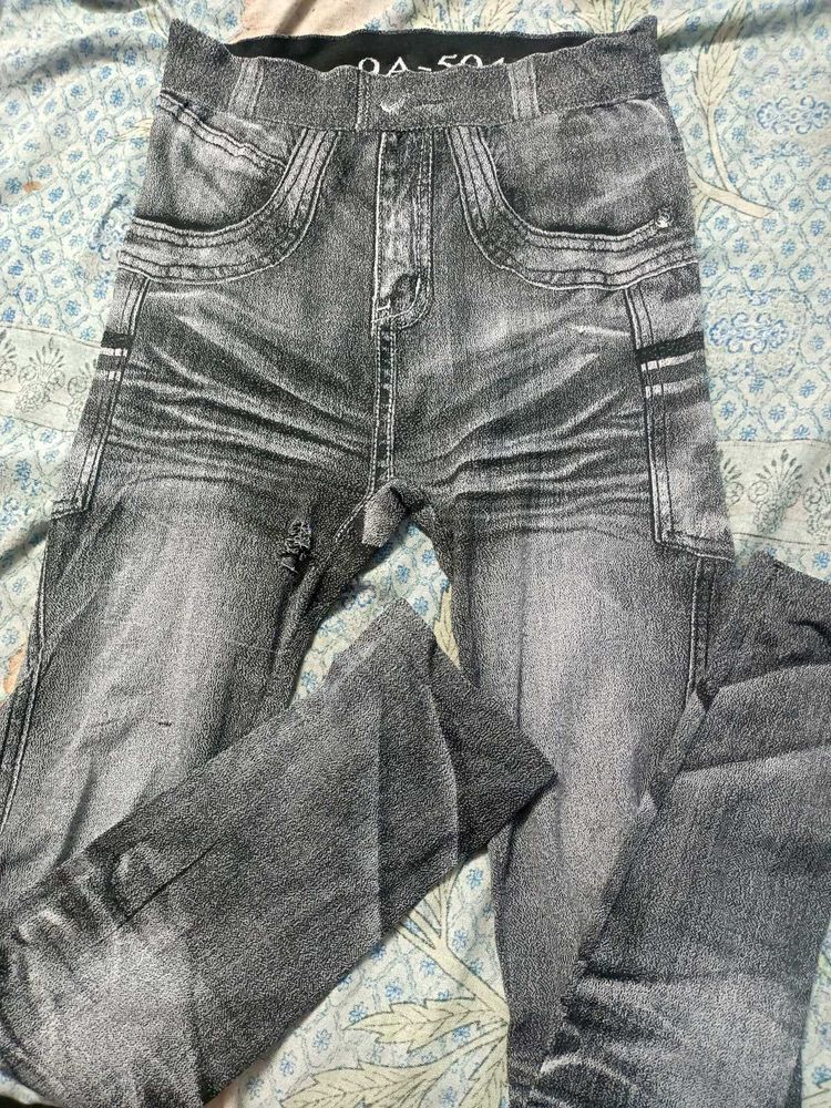 Grey Leggings 🫰🏻