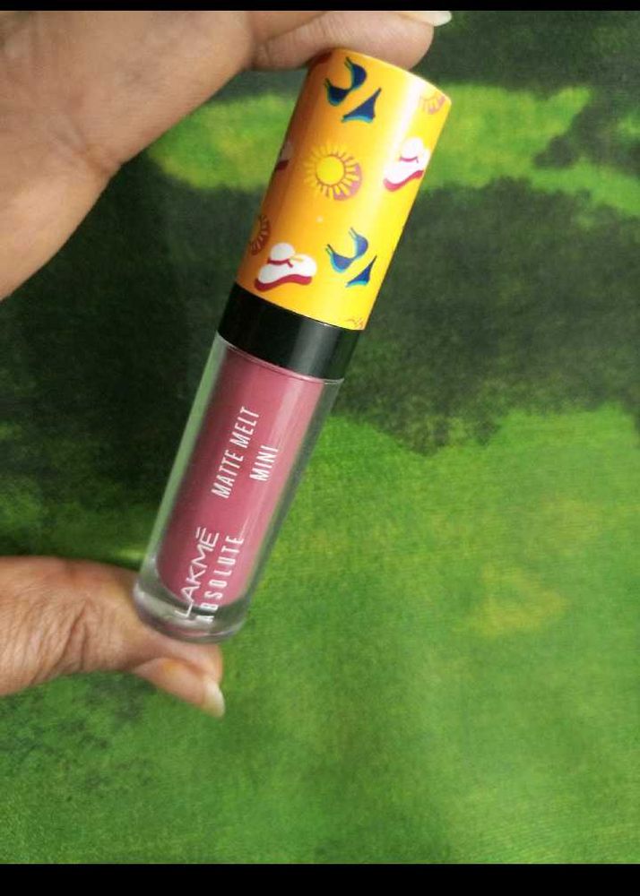 Lakme Nude Umbrella Shade Matte Mini