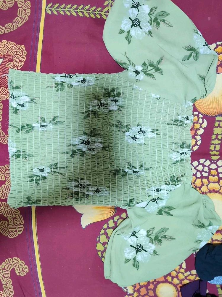 Floral Print Green Top