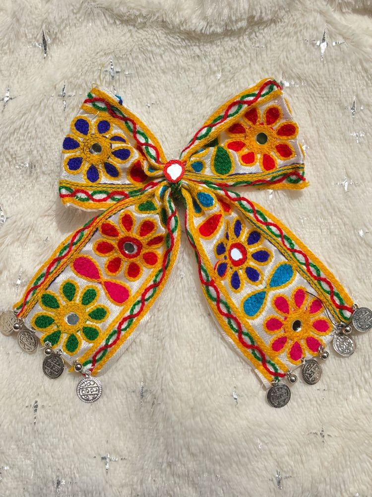 RUDIKAA- Big Traditional Bow – Bold &amp; Elegant