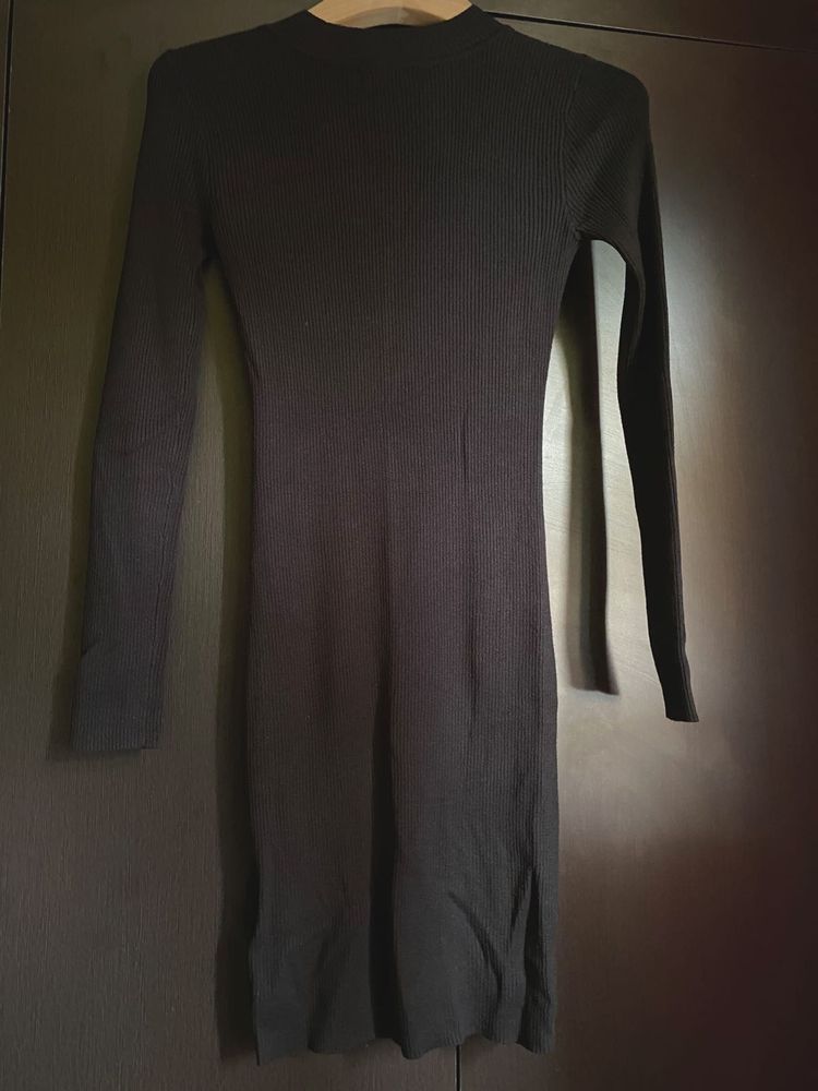 🖤Koovs Black Ribbed Bodycon Knit Dress