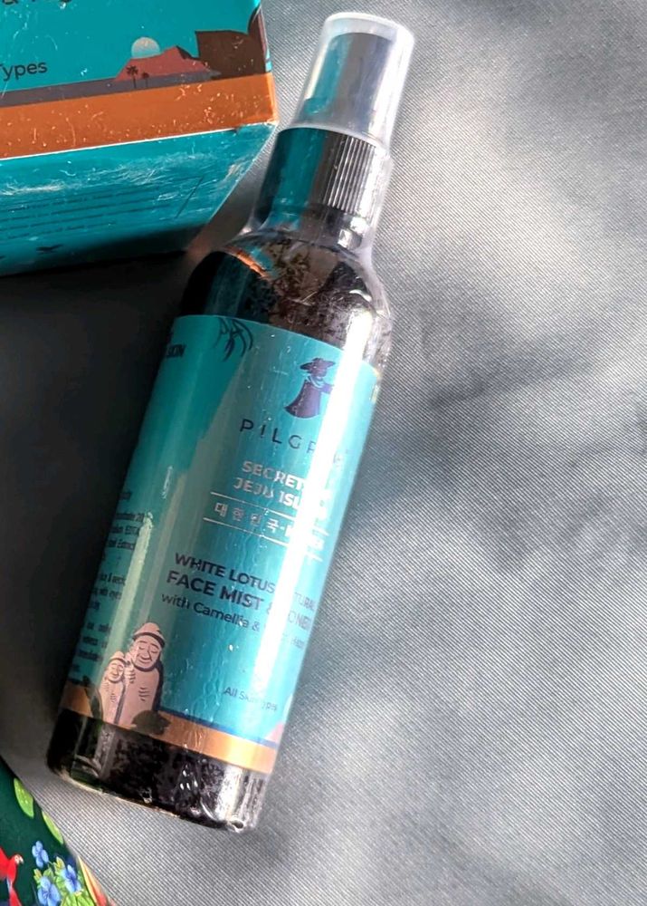 WHITE LOTUS NATURAL FACE MIST AND TONER