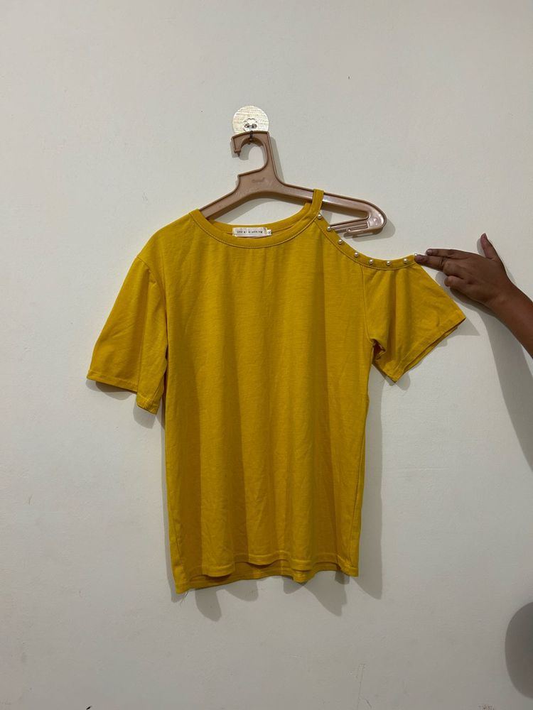 Beautiful Yellow Off-shoulder Top