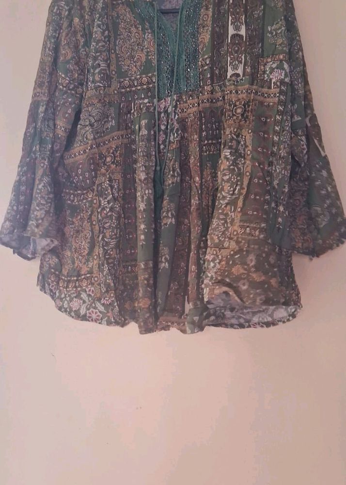 Embroidery Green Top