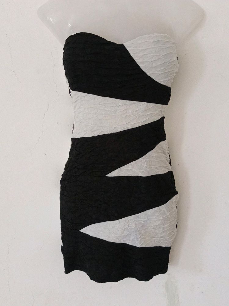 SEXY BLACK &amp; WHITE BODYCON