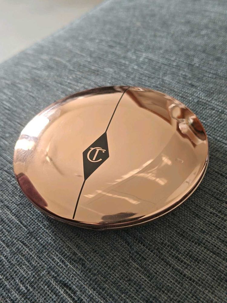 Charlotte Tilbury Compact