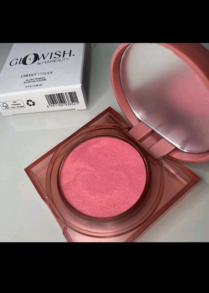 Huda Beauty Blush