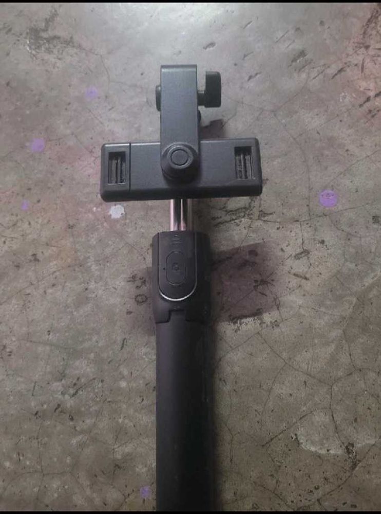 selfie stick stand
