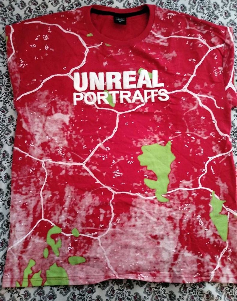Unreal Portraits Graphic Tee New