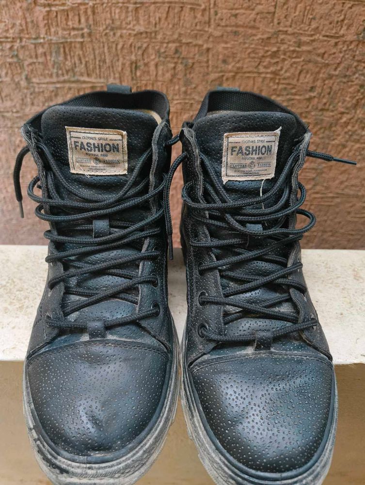 Stylish Black Fashion Boots