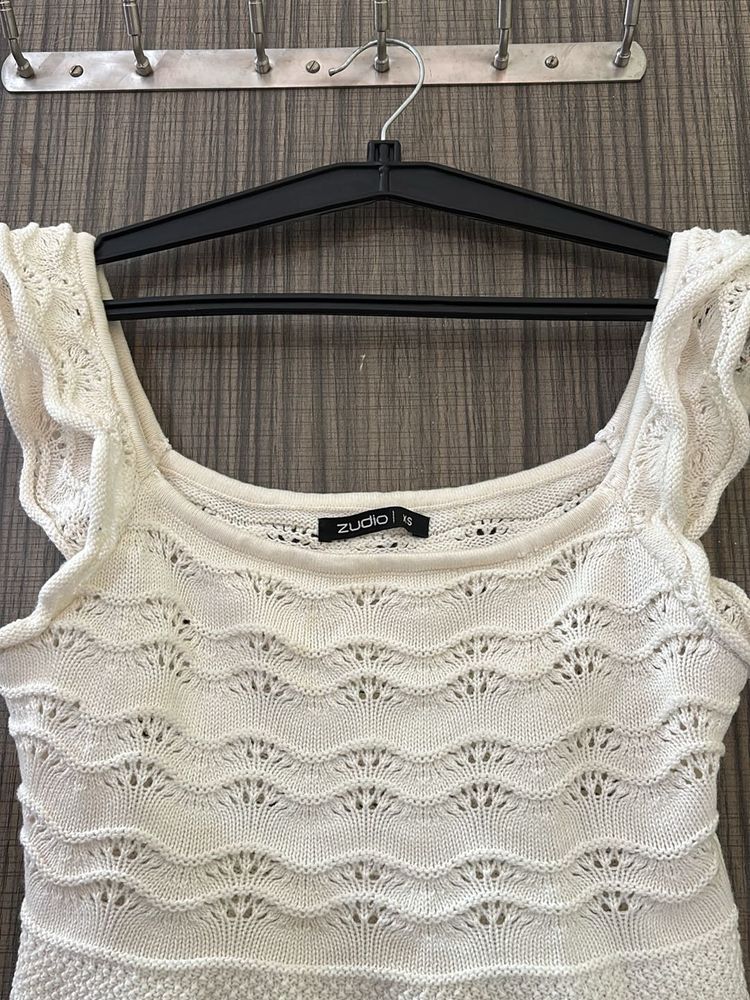 🤗ZUDIO Cute Crop Top🤗