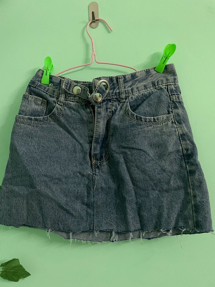 High Wasted Denim Skirt