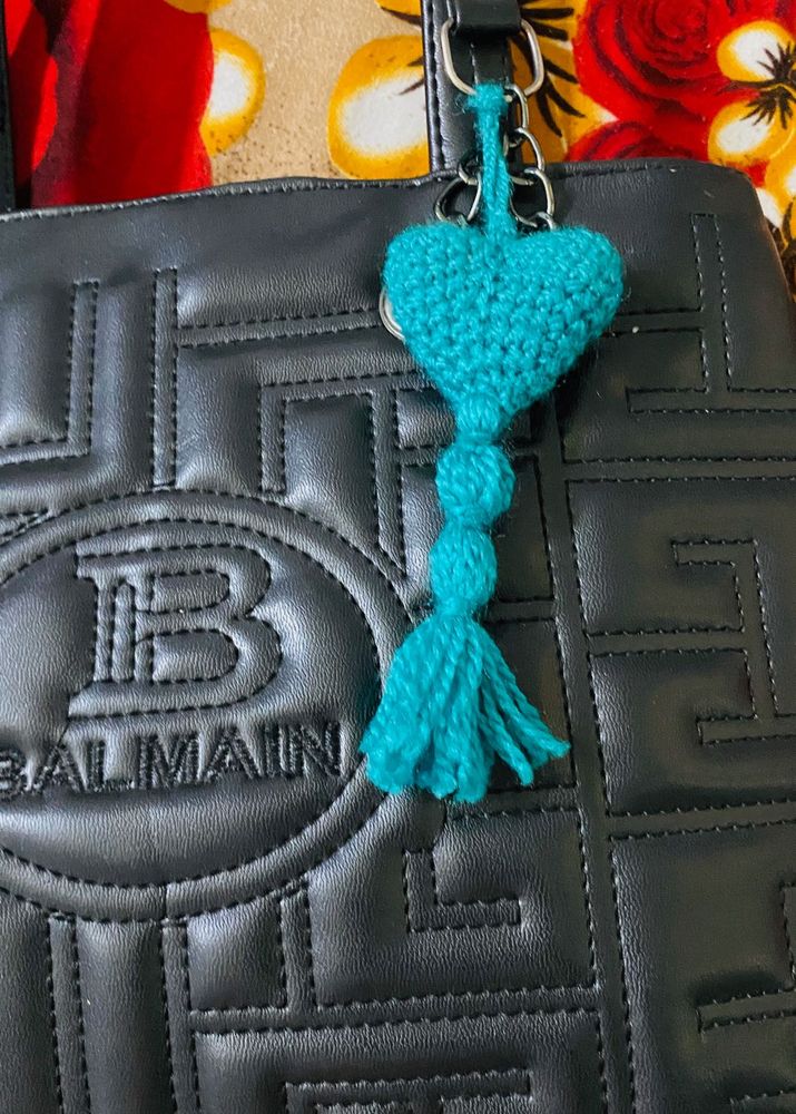 cochet heart shape bag charm/key ring