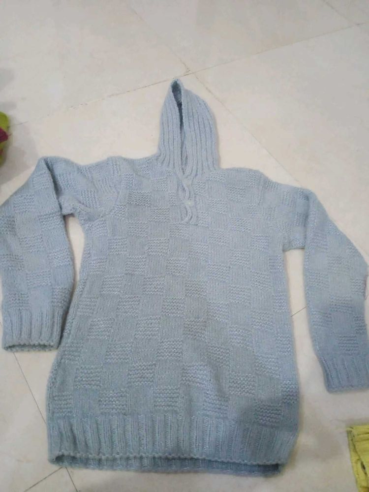 Cozy grey Knit Hoodie