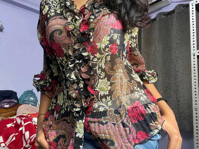 Floral Ruffle Blouse