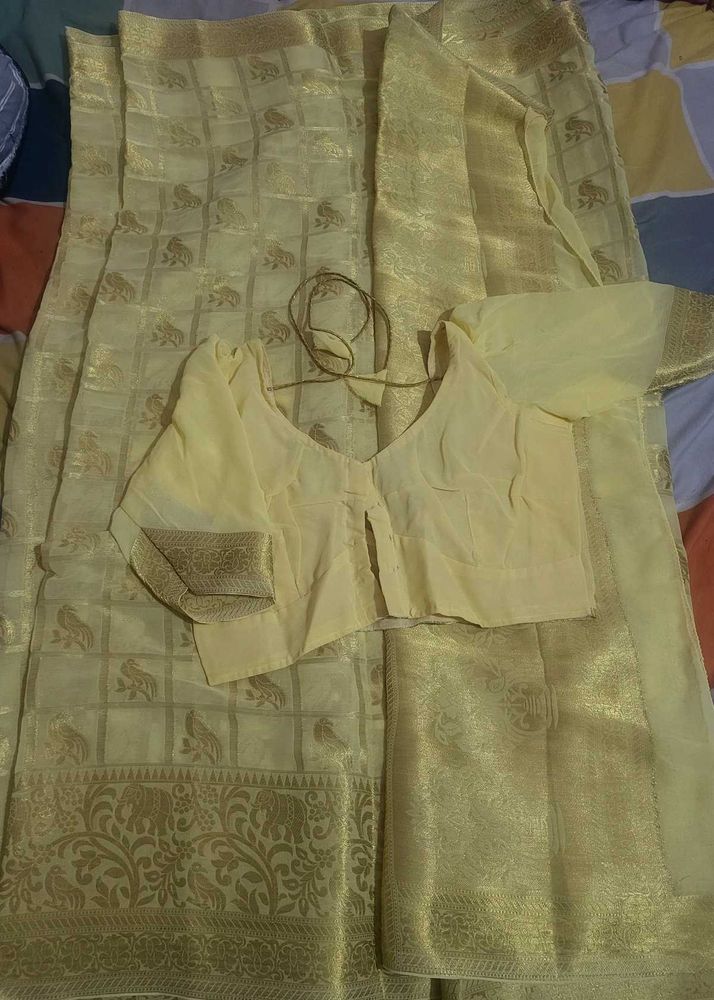 Elegant Saree with Blouse