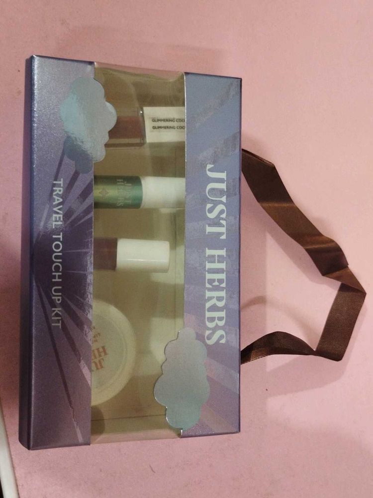 Just Herbs Travel Kit