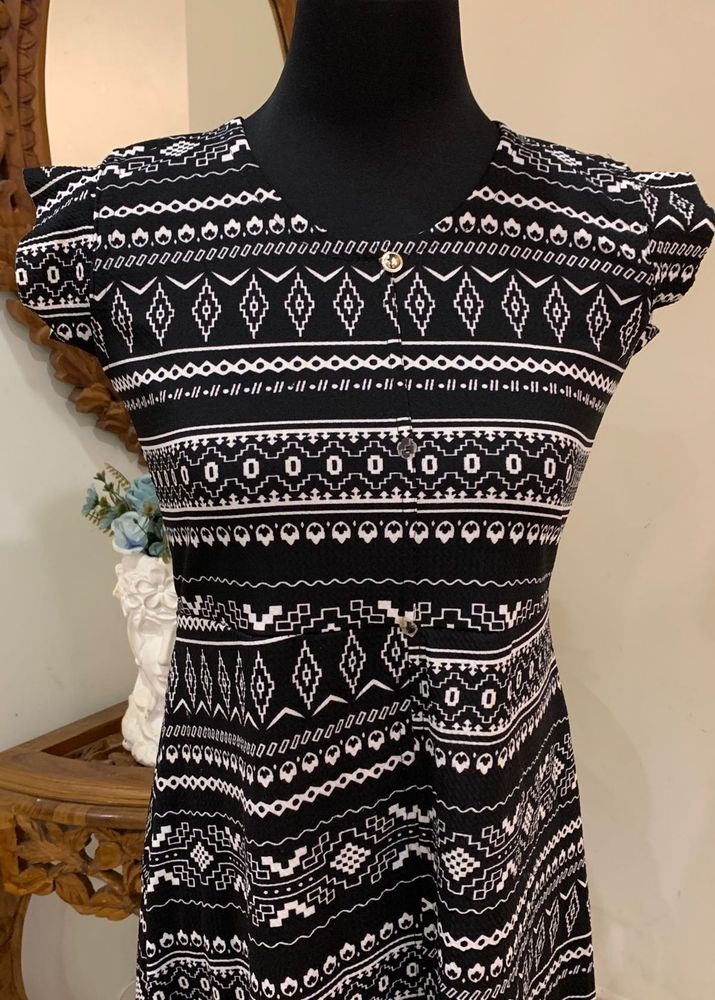 Black &amp; White Print Dress
