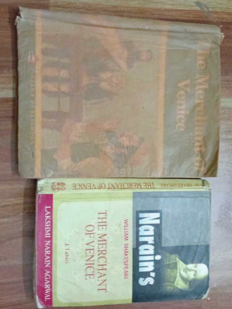 Merchant Of Venice Book + Help Boo