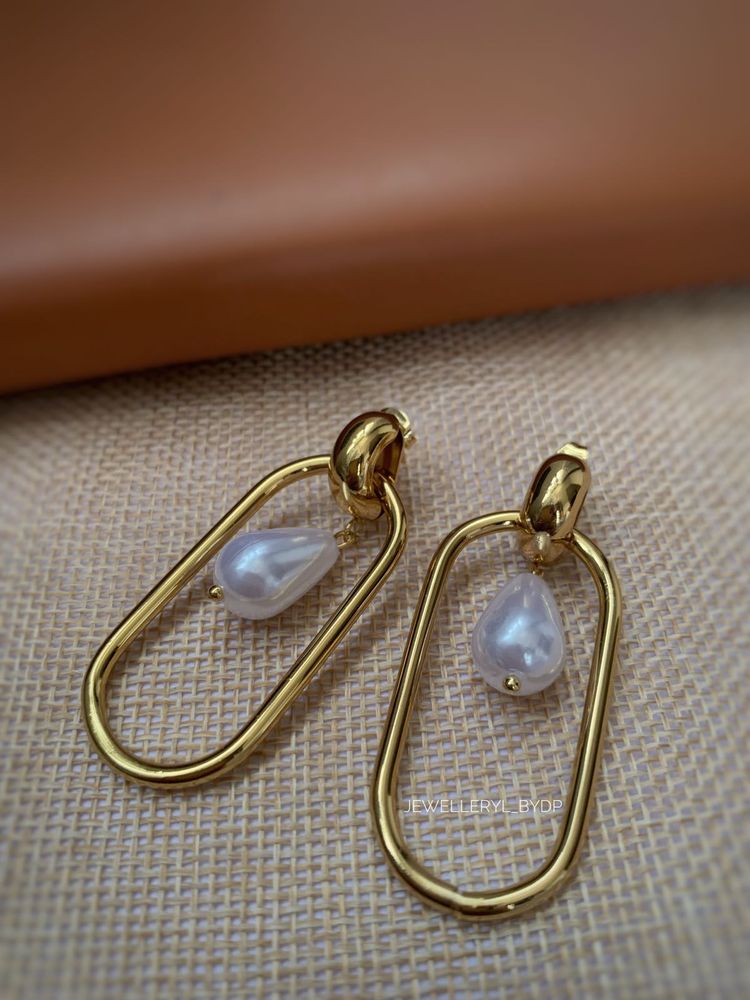 Gold &amp; Pearl Drop Earrings