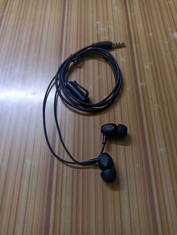 Earphone New Wired