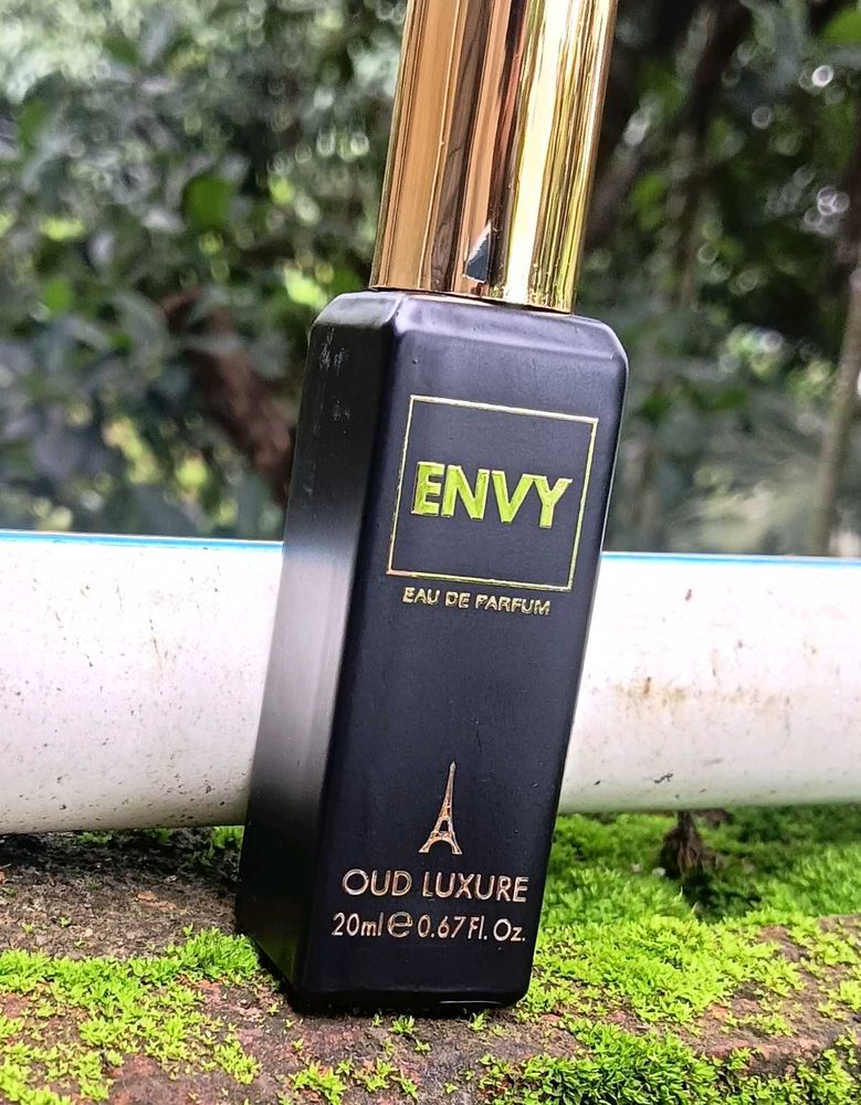 Envy OUD LUXURE! 🔥 Not Used Fully New