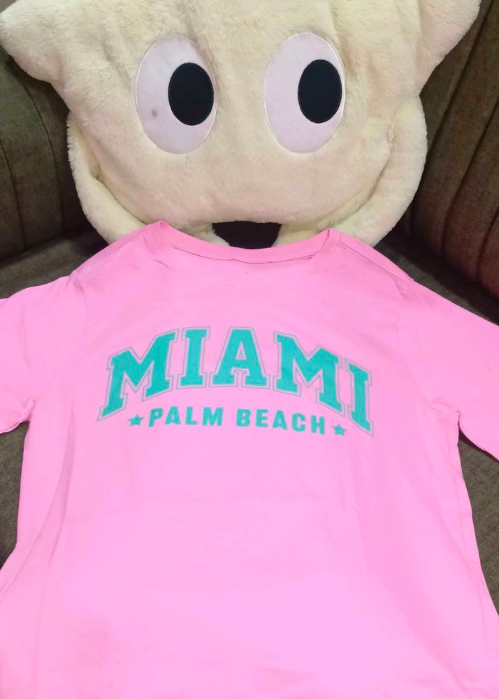 MIAMI PRINT TSHIRT.