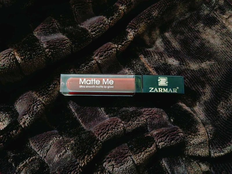 Zarmar Matte Lip Gloss(DARK PLUM)