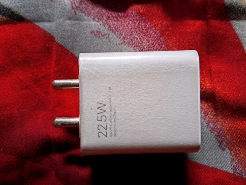 Original Redmi 22.5W Fast Charger.
