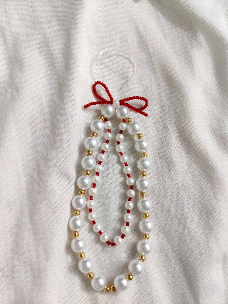 Pearl Beaded Necklace