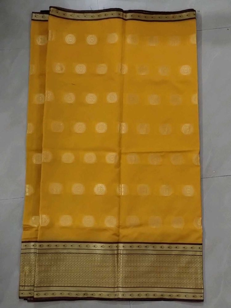 Fabulous Silk Saree With Zari Border.