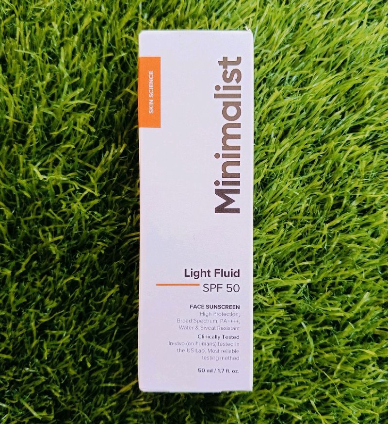 Minimalist Light Fluid Spf 50 Sunscreen