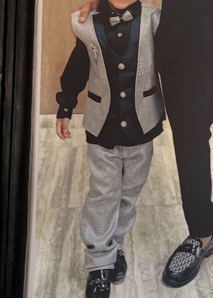 Boy&#39;s Formal Suit Set