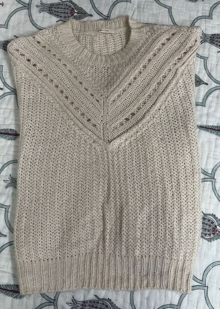 Pretty White Woolen  Sweater