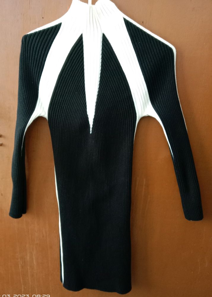 Black And White Bodycon Woolen Sweater Dress