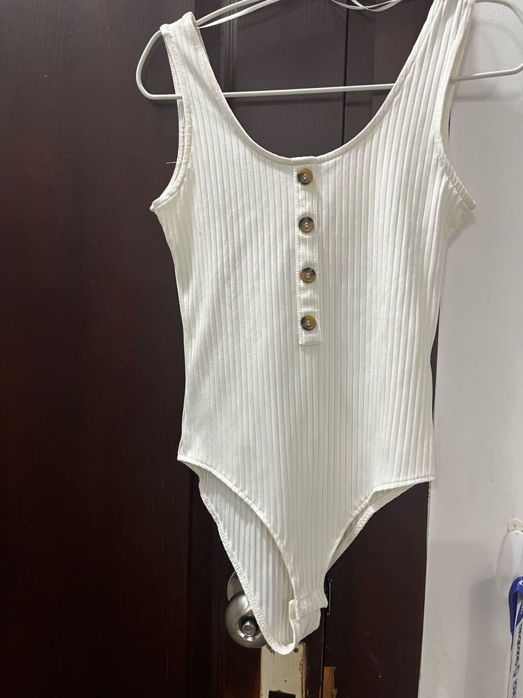 NWOT H&amp;M White bodysuit