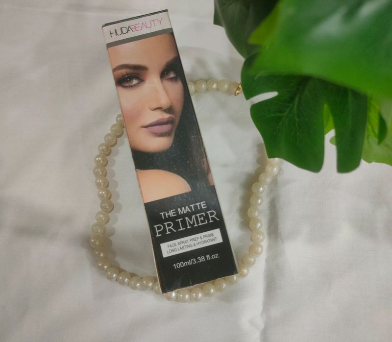 Huda Beauty the Matte Primer