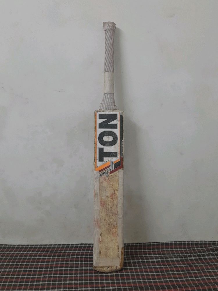 Ton Leather Premium Kashmiri Willow Bat