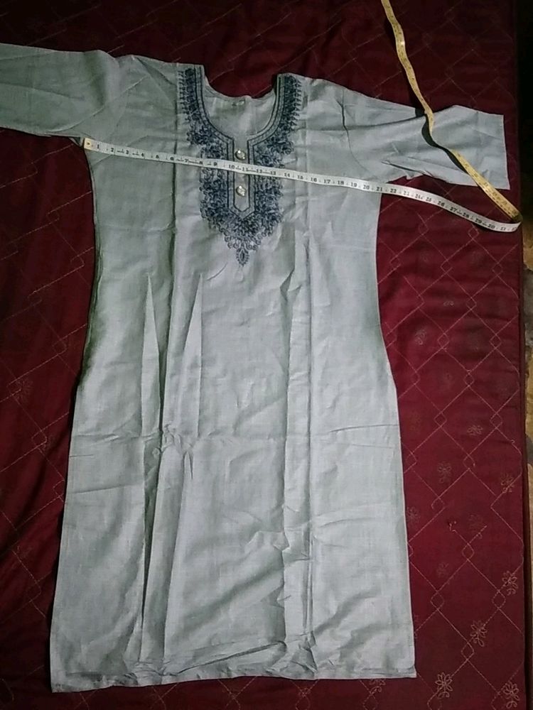 Thread Work Kurti