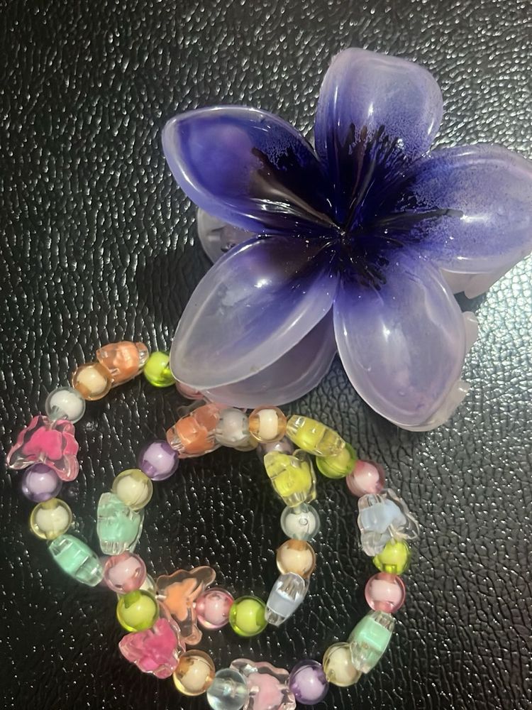 Y2k charm bracelet and Hawaii floral claw clip