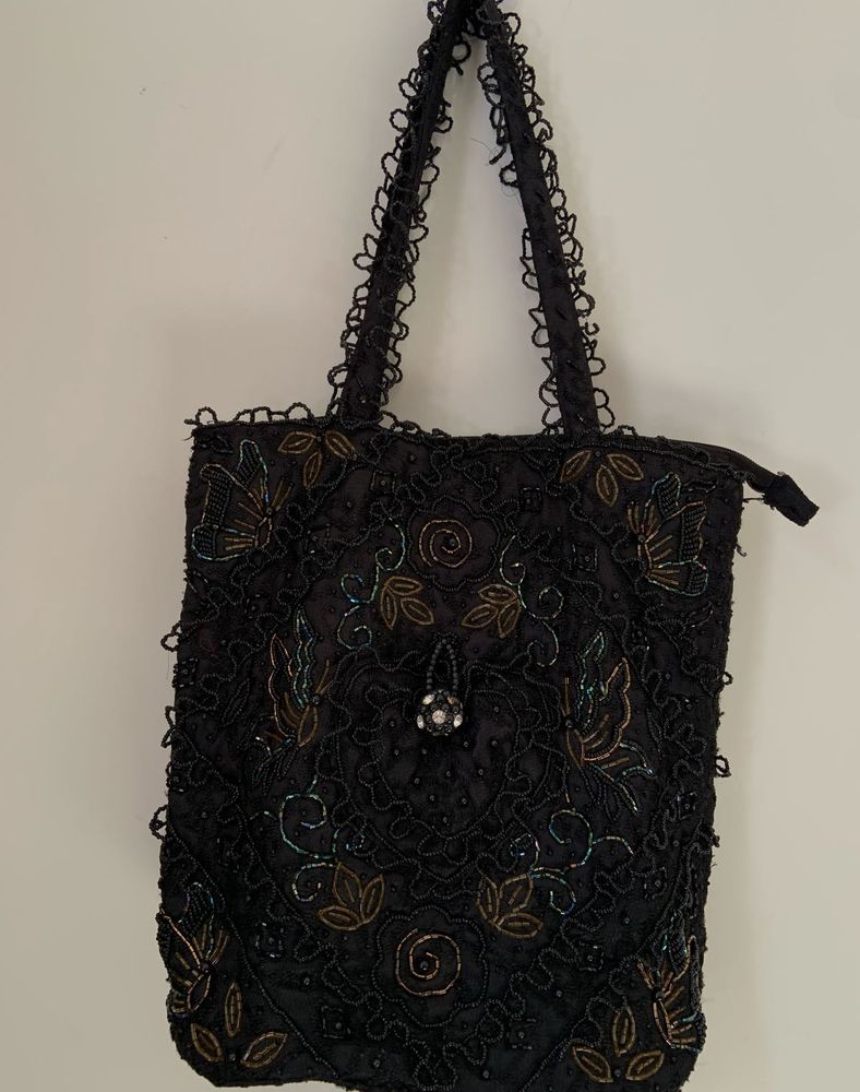 Medium Beatrice cordonetto lace bag