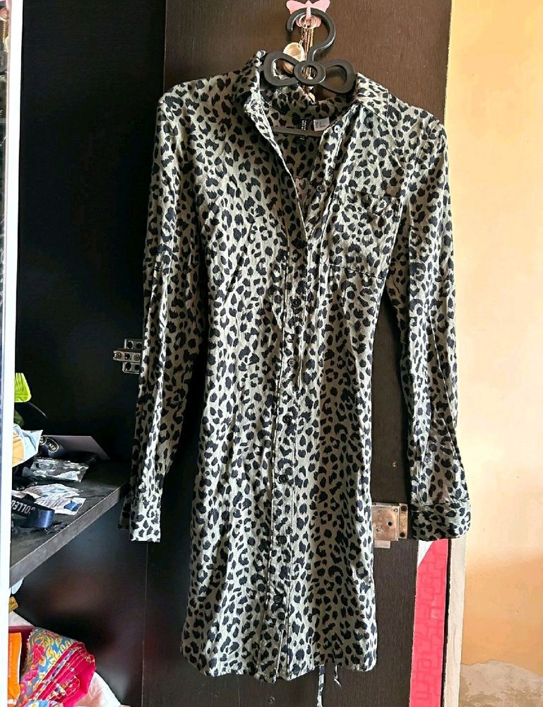 H&amp;M Khaki Green Dress