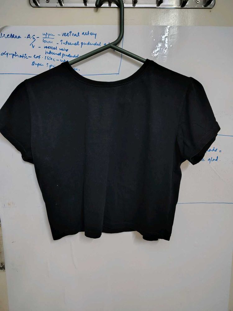 Black Crop Tshirt