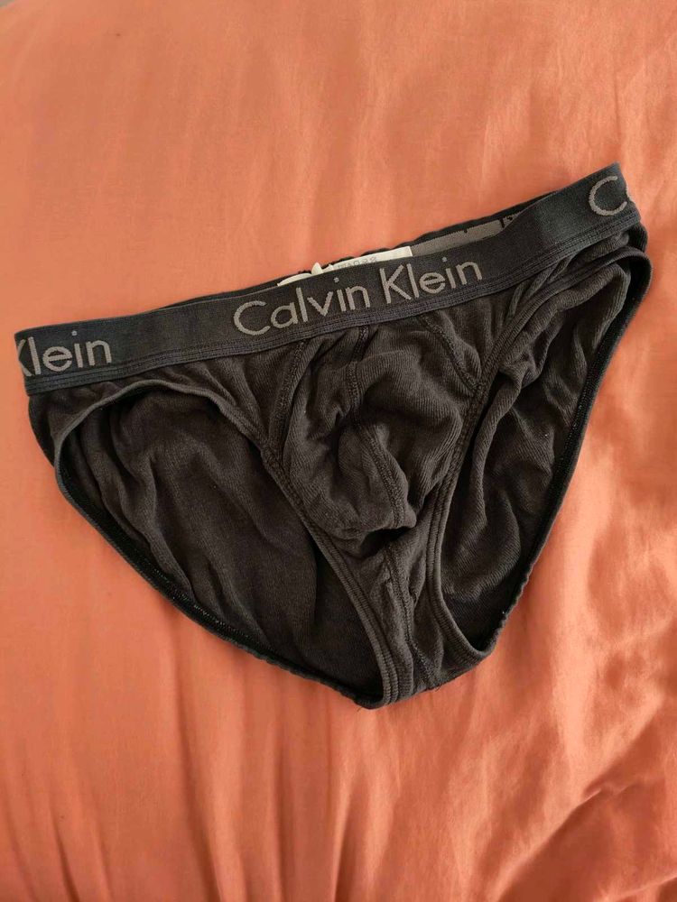 Calvin Klein Men&#39;s Black Brief