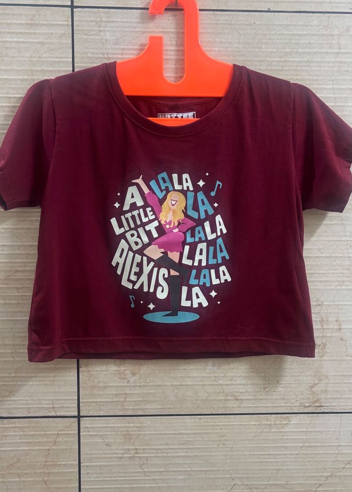 Alexis Rose T-shirt