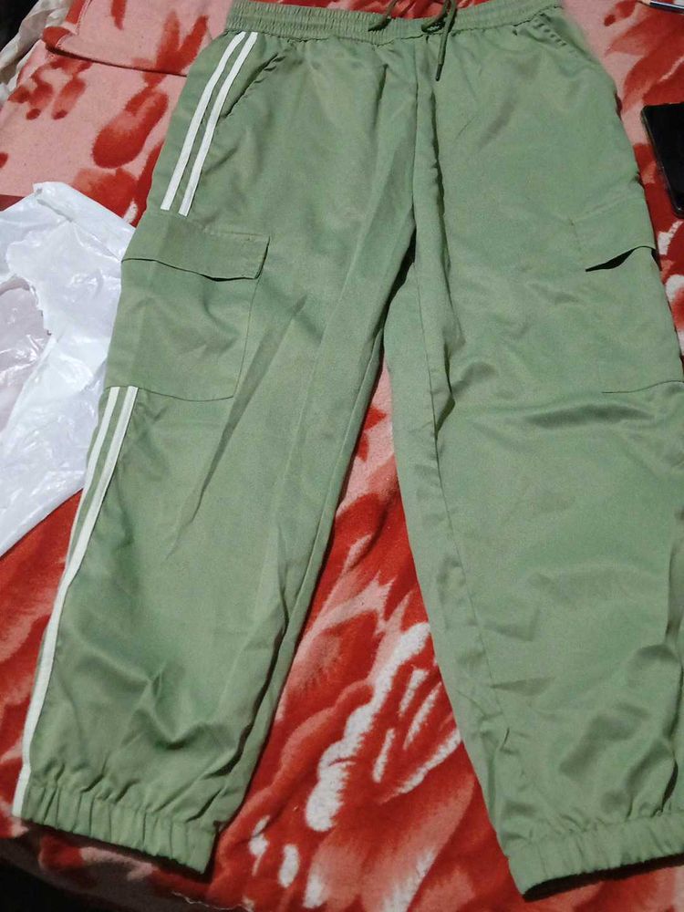 Green Cargo Pants